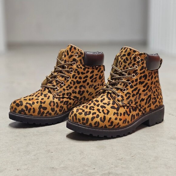 Leopard Print Lace-Up Ankle Boots With Padded Collar For Women - Picture 2 of 11